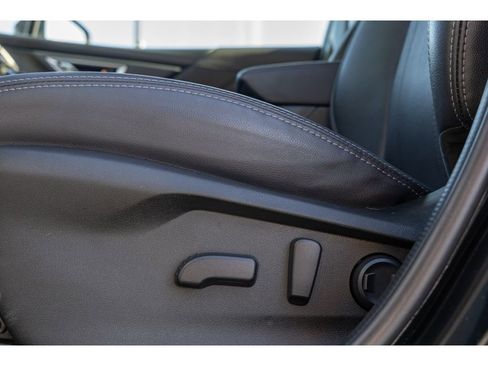 Used 2024 Subaru Forester Touring w/ Convenience Package image 17