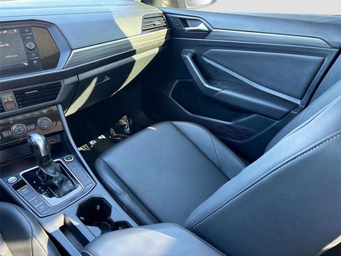 Used 2020 Volkswagen Jetta SEL image 26