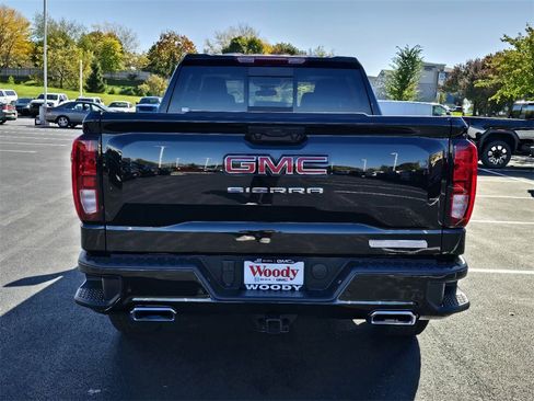 New 2026 GMC Sierra 1500 Elevation w/ Elevation Premium Package image 7