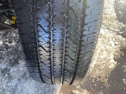 Used 2025 Chevrolet Express 2500 Extended w/ Communications Package image 36