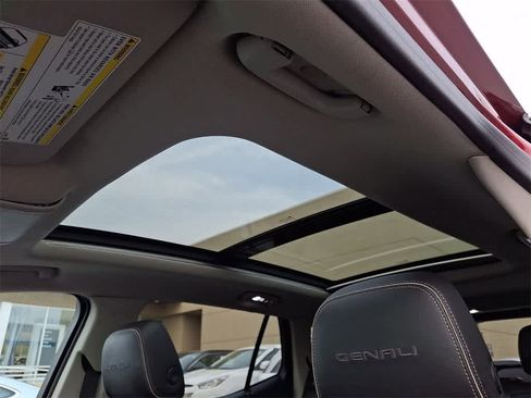 Used 2019 GMC Terrain Denali w/ Driver Alert Package II image 13