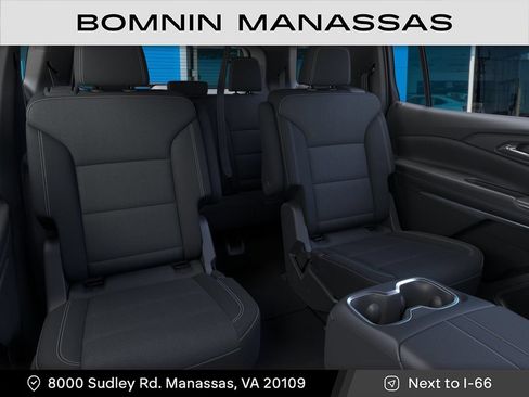 New 2026 Chevrolet Traverse LT w/ Sun and Wheel Package AWD/4WD image 17