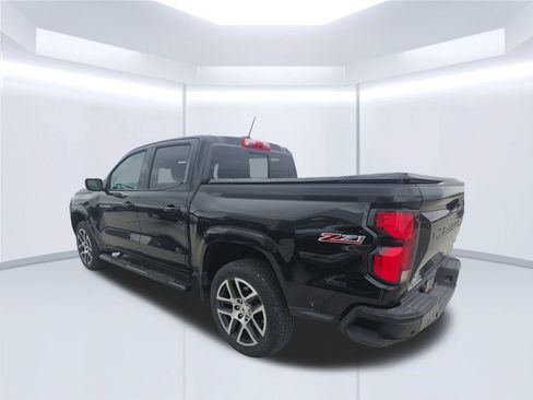 Used 2023 Chevrolet Colorado Z71 w/ Z71 Convenience Package 2 AWD/4WD image 5
