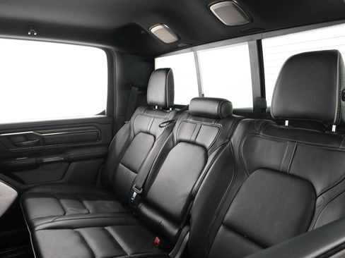 Used 2020 RAM 1500 Limited w/ Black Appearance Package RWD image 34