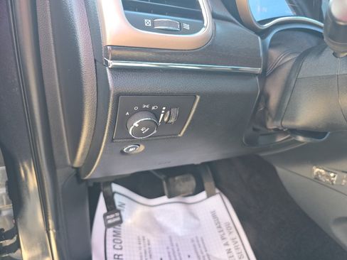 Used 2016 Jeep Grand Cherokee Limited RWD image 10
