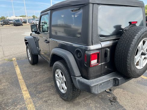 Used 2020 Jeep Wrangler Sport AWD/4WD image 14