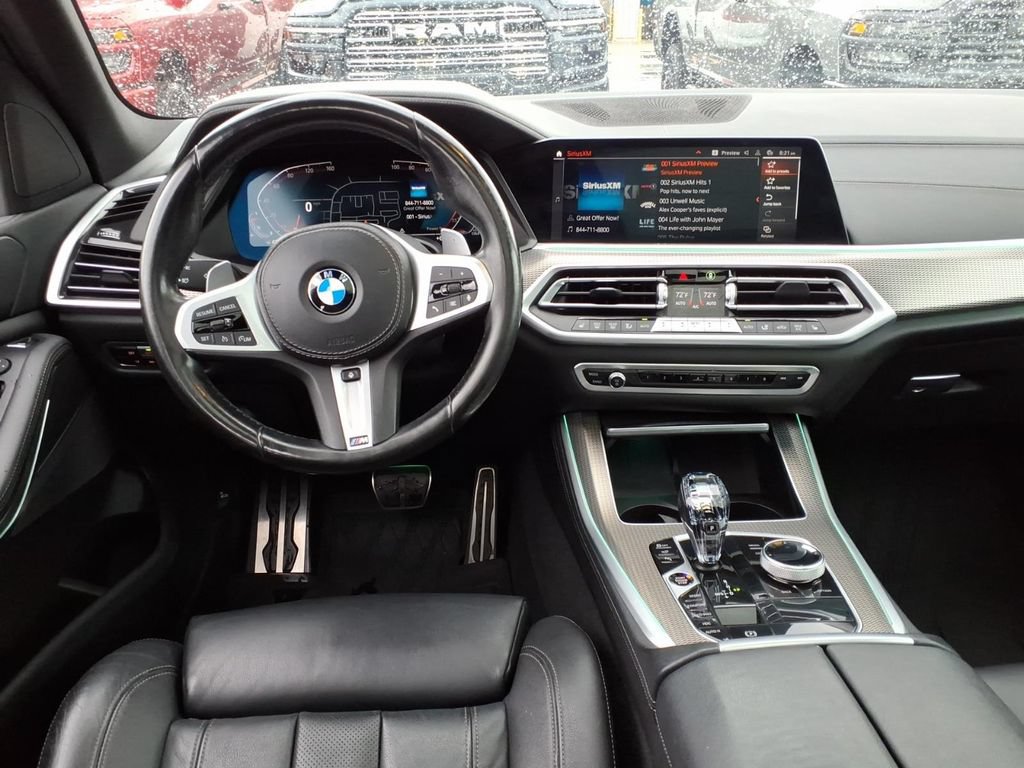 Used 2022 BMW X5 xDrive40i w/ M Sport Package AWD/4WD image 14