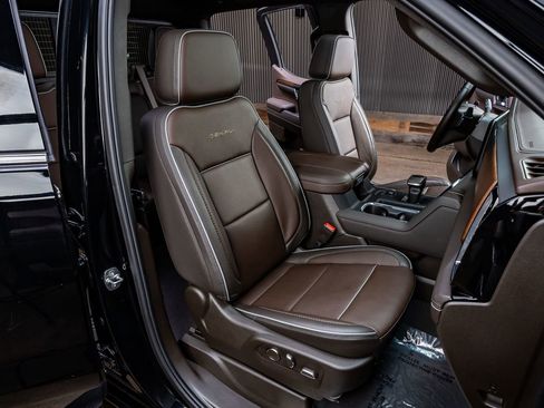 Used 2025 GMC Sierra 1500 Denali w/ Denali Reserve Package image 31