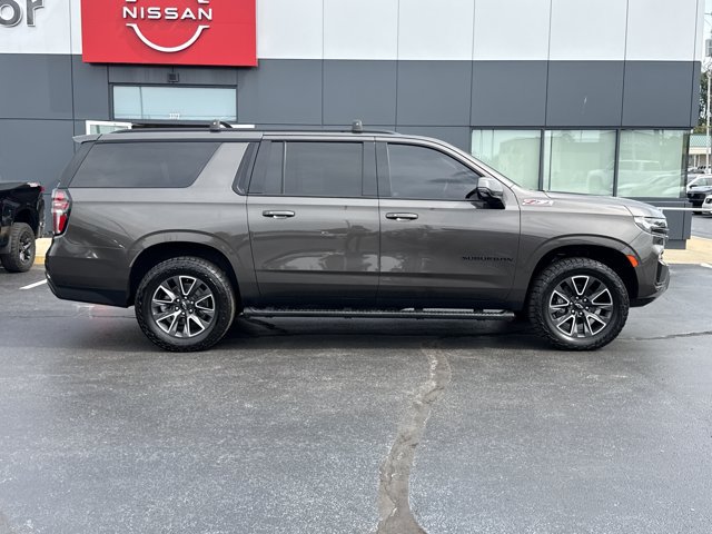 Used 2021 Chevrolet Suburban Z71 w/ Z71 Signature Package AWD/4WD image 2