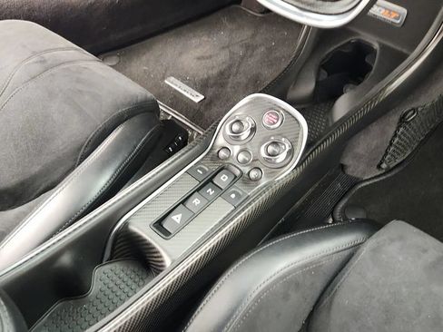 Used 2019 McLaren 600LT RWD image 45
