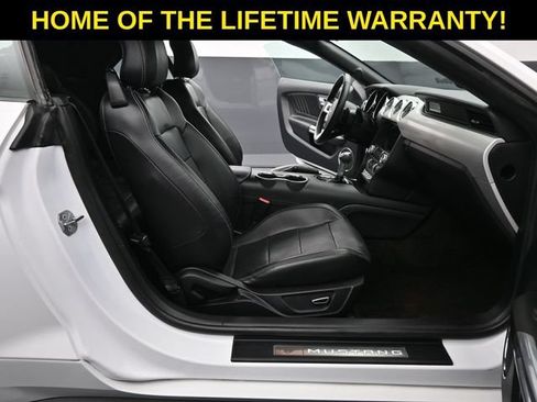 Used 2017 Ford Mustang Premium RWD image 41