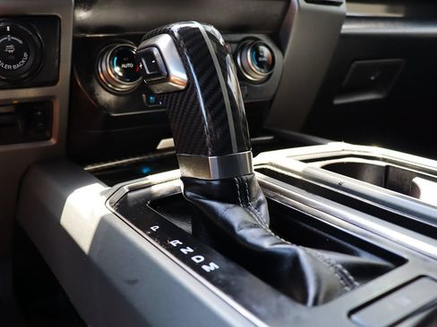 Used 2019 Ford F150 Raptor w/ Equipment Group 802A Luxury AWD/4WD image 54