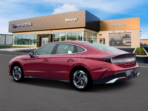 New 2026 Hyundai Sonata SEL FWD image 4