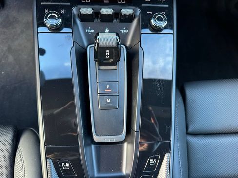Certified 2024 Porsche 911 Carrera GTS RWD image 23
