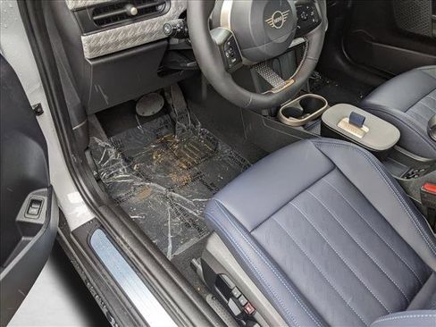 New 2026 MINI Cooper 2-Door Hardtop image 4