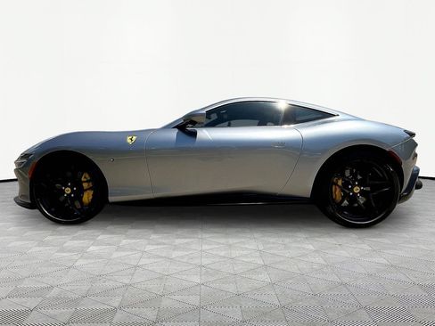 Used 2023 Ferrari Roma RWD image 9