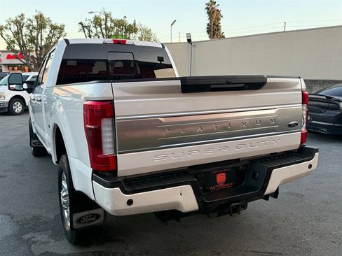 Used 2019 Ford F350 Platinum w/ Platinum Ultimate Package image 11