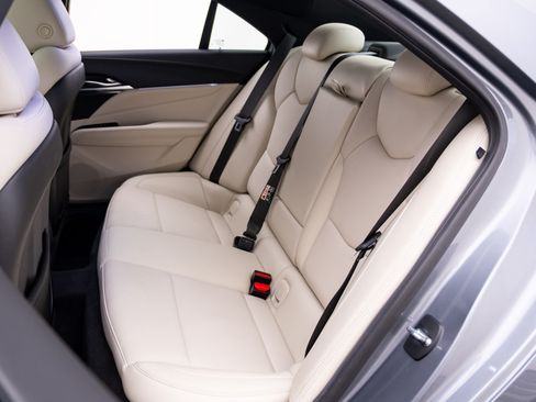 Certified 2022 Cadillac CT4 Premium Luxury AWD/4WD image 16