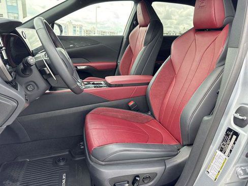Certified 2025 Lexus RX 500h F Sport image 11