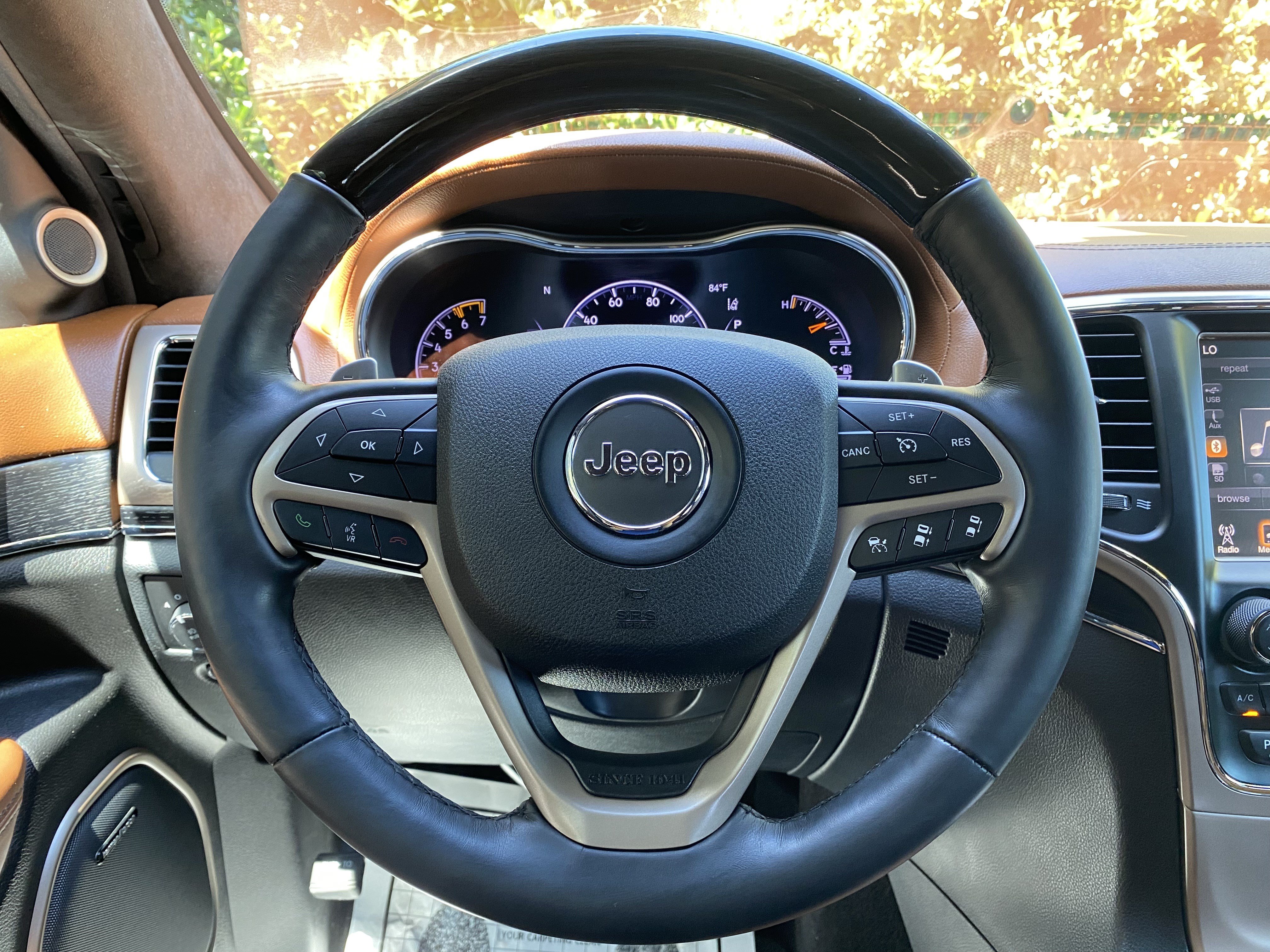 Used 2017 Jeep Grand Cherokee Summit AWD/4WD image 17