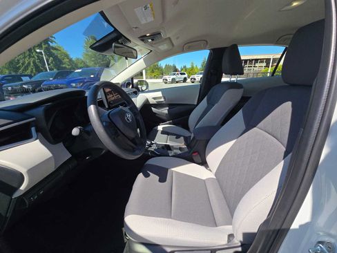 Used 2026 Toyota Corolla LE FWD image 20