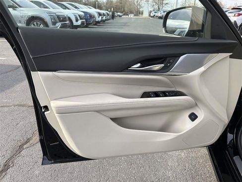 New 2026 Cadillac CT4 Luxury image 14