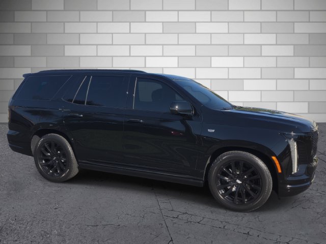 Certified 2025 Cadillac Escalade Sport w/ Touring Package AWD/4WD image 6