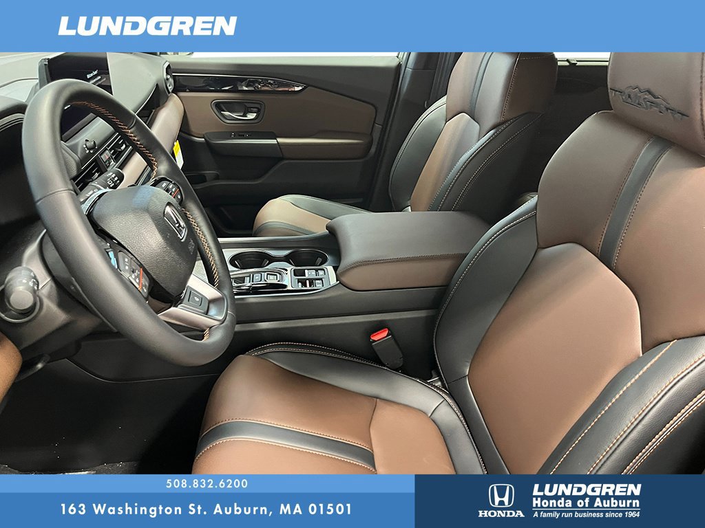 New 2026 Honda Pilot TrailSport image 19
