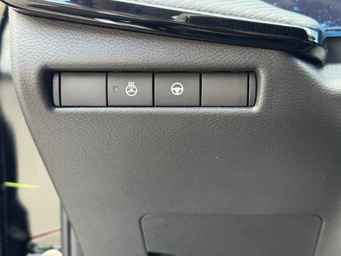 New 2026 Nissan Kicks SR w/ SR Premium Package image 14