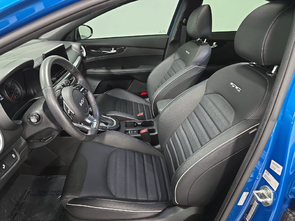 Used 2024 Kia Forte GT-Line w/ GT-Line Premium Package FWD image 5