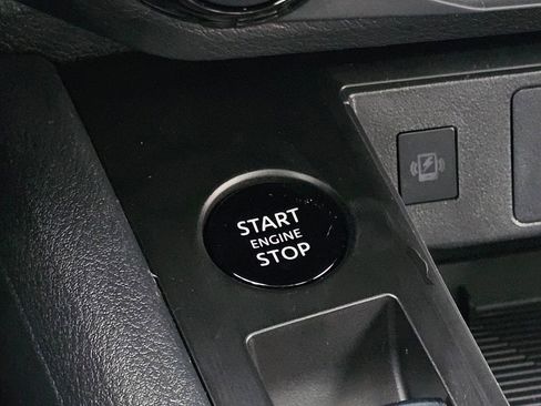 New 2026 Nissan Kicks SV w/ SV Premium Package image 18