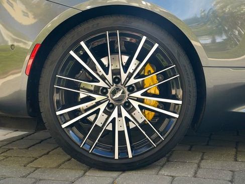 Used 2023 Aston Martin DBS Volante image 31