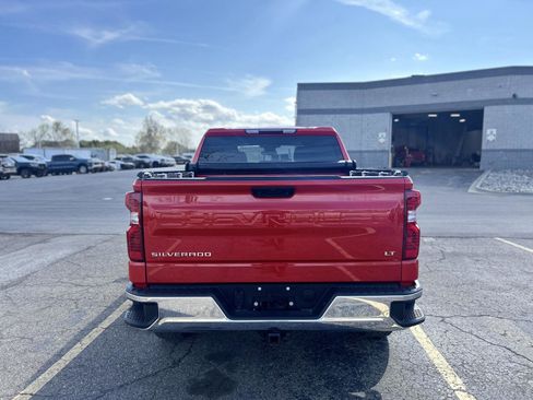 Used 2022 Chevrolet Silverado 1500 LT image 5