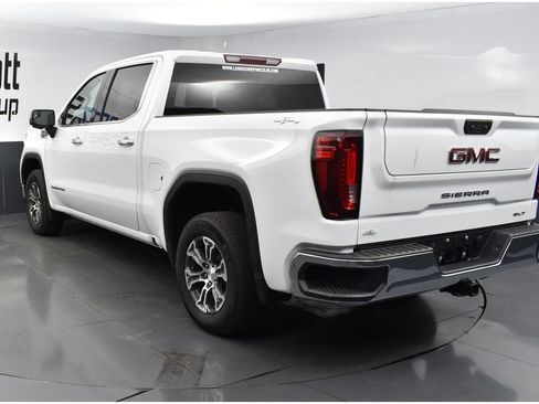 Used 2025 GMC Sierra 1500 SLT AWD/4WD image 4
