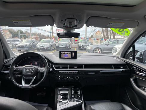 Used 2018 Audi Q7 3.0T Premium Plus w/ Premium Plus Package image 12