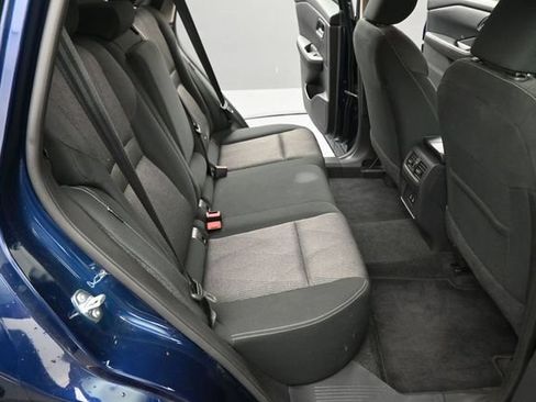 Used 2025 Nissan Rogue SV FWD image 16