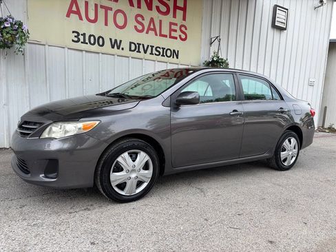 Used 2013 Toyota Corolla LE image 3