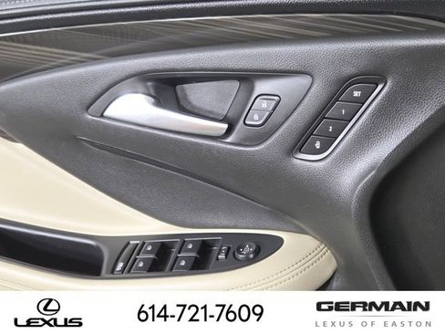 Used 2020 Buick Envision Premium w/ LPO, Road Trip Package AWD/4WD image 29