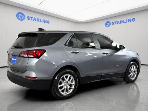 Used 2023 Chevrolet Equinox LS FWD image 15