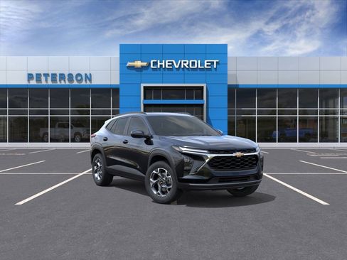 New 2026 Chevrolet Trax LT w/ Sunroof Package image 7