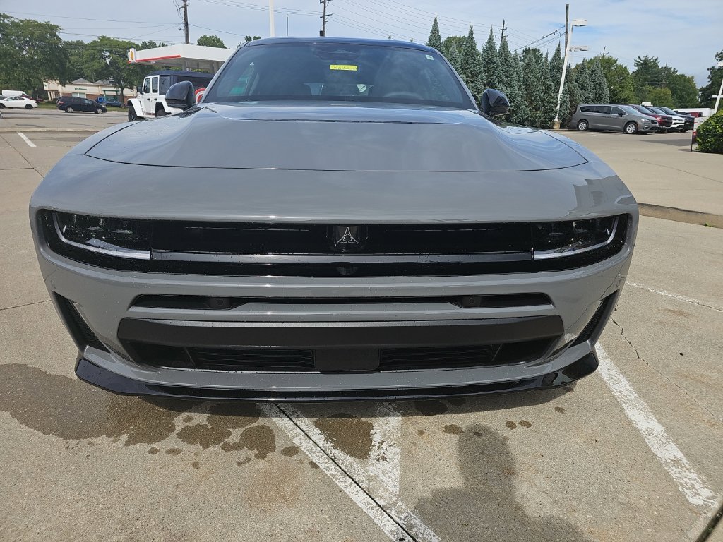 Certified 2026 Dodge Charger Scat Pack w/ Blacktop Package AWD/4WD image 8
