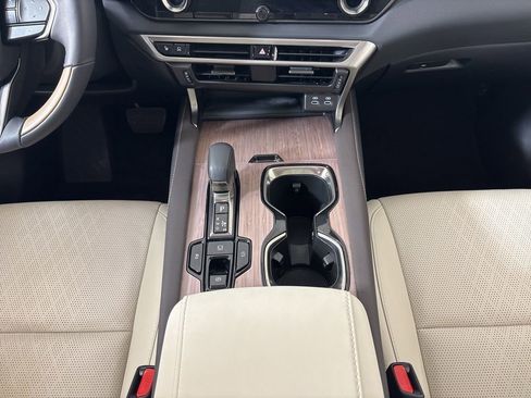 Used 2024 Lexus RX 350 Premium Plus w/ Convenience Package image 22