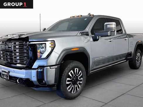 Used 2026 GMC Sierra 2500 Denali Ultimate w/ Max Trailering Package AWD/4WD image 1