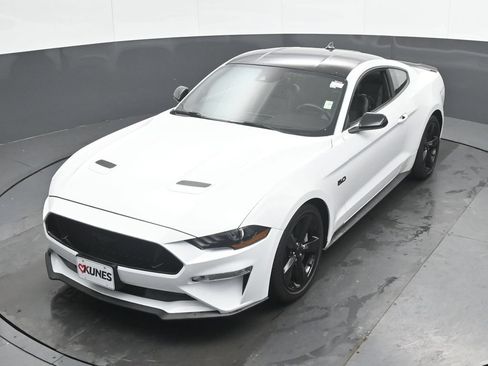 Used 2022 Ford Mustang GT Premium w/ Black Accent Package RWD image 40