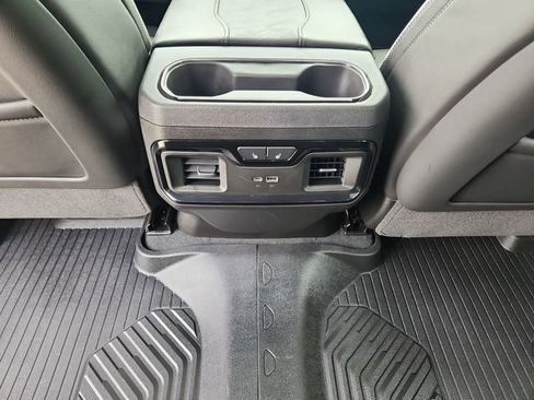 New 2026 GMC Sierra 2500 AT4X w/ AT4X AEV Edition AWD/4WD image 11