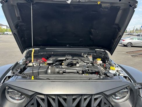 Used 2018 Jeep Wrangler Unlimited Rubicon AWD/4WD image 29