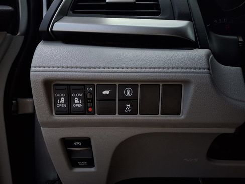 Used 2024 Honda Odyssey EX-L image 14