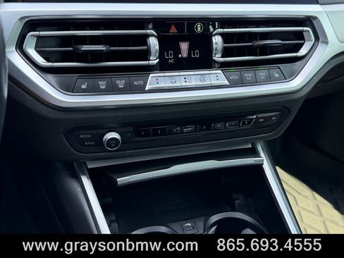 Used 2021 BMW 330i Sedan w/ M Sport Package RWD image 26