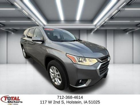Used 2021 Chevrolet Traverse LT FWD image 2