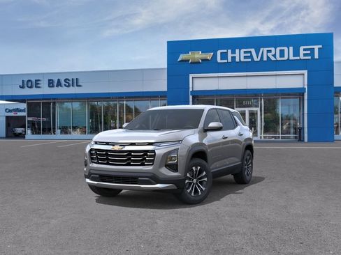 New 2027 Chevrolet Equinox LT AWD/4WD image 8